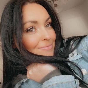 Meet your Posher, Katelyn